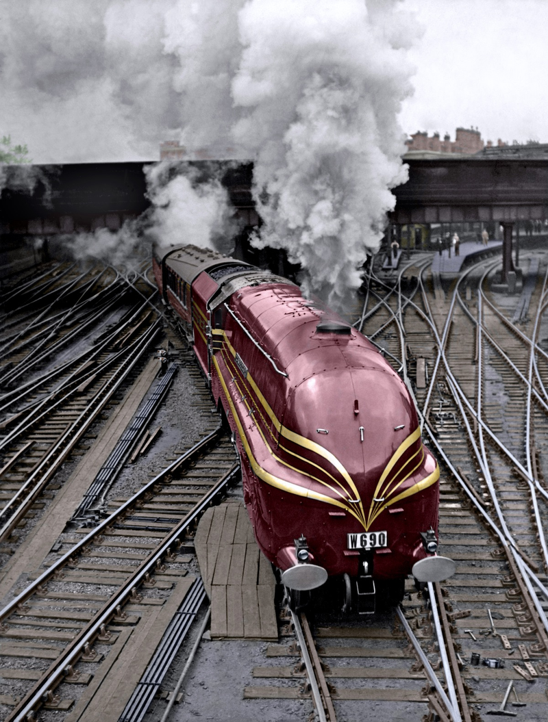 Illustration for article titled The Zeppelin Train, The Aerotrain And Other Classic Streamlined Trains